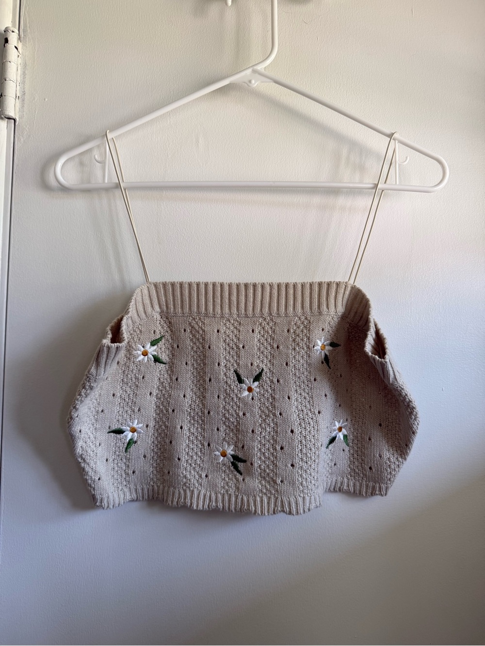 Aeropostale Floral Sweater-Knit Cropped Bungee Cami, Size Large